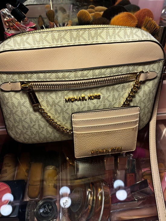 Michael Kors Handbags - Michael Kors Pale Pink Logo Crossbody with Gold Hardware